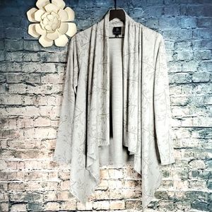 Bobeau | Gypsy Boho Gray Loungewear Sharkbite Hem Knit Cardigan